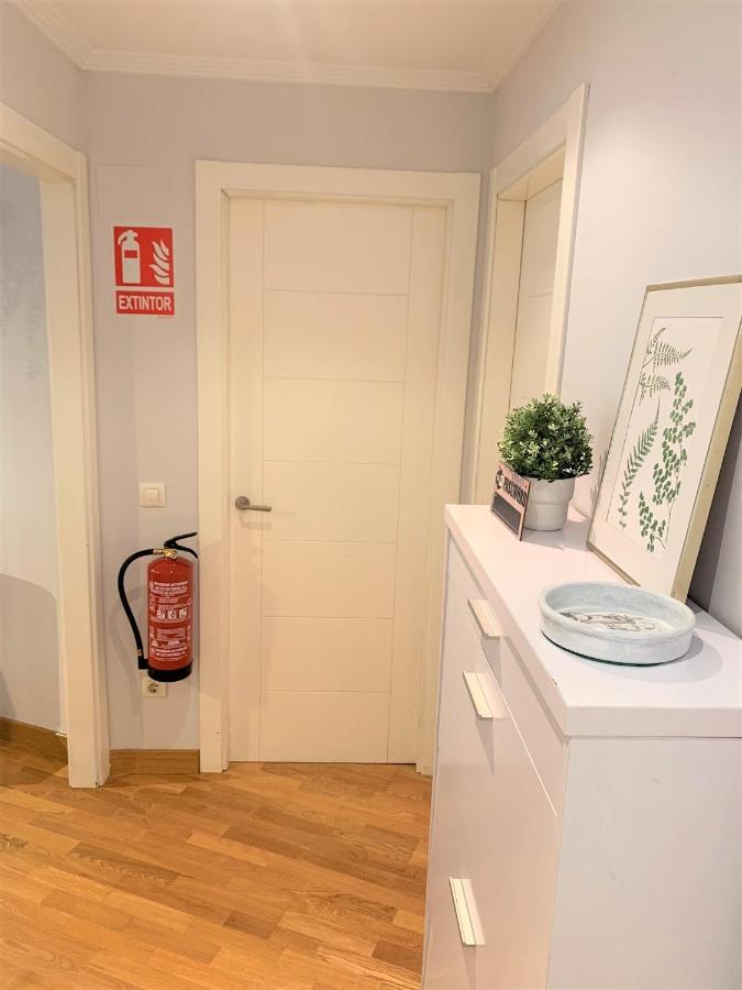 Appartement Apartamento La Losa à Oviede Extérieur photo